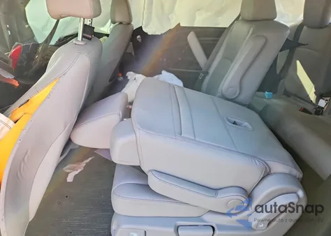 2021 Honda Odyssey Exl z USA, uszkodzony, nr VIN 5FNRL6H74MB034078